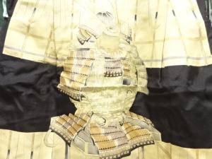アンティーク　兜に鎧模様男児着物(ちゃんちゃんこ付き)
